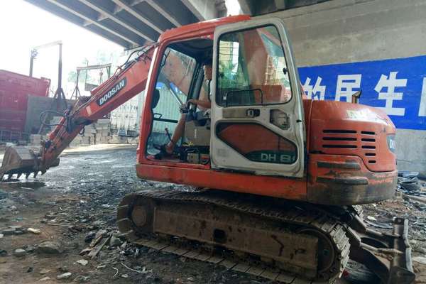 贵州出售转让二手5500小时2013年斗山DH80挖掘机