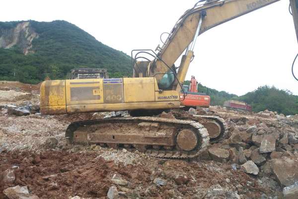 安徽出售转让二手14200小时2009年小松PC400挖掘机
