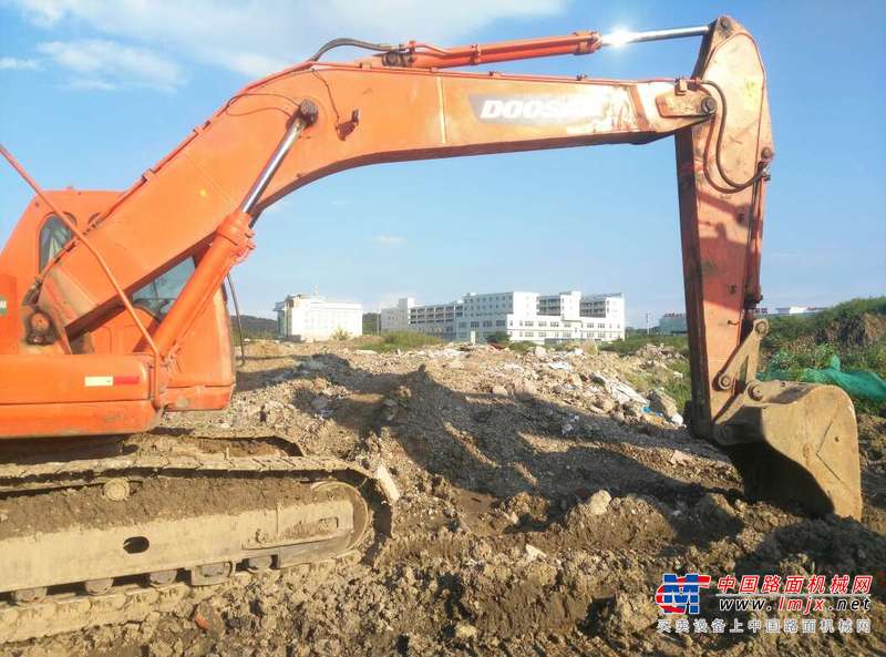安徽出售转让二手7700小时2010年斗山DH225LC挖掘机