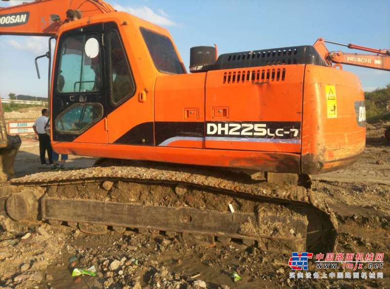 安徽出售转让二手13920小时2010年斗山DH225LC挖掘机