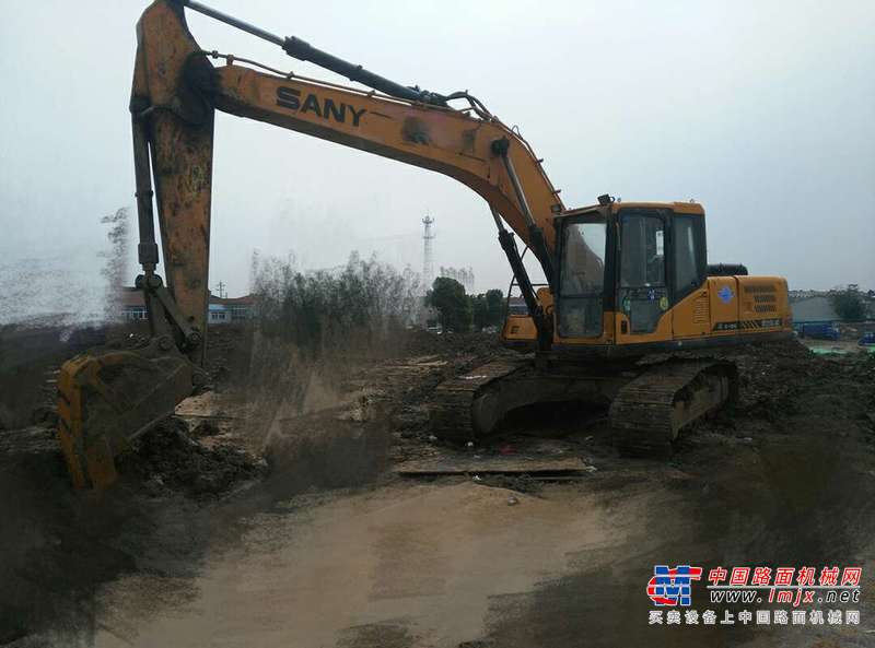 安徽出售转让二手8720小时2011年三一重工SY215C8M挖掘机