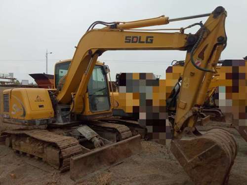黑龙江出售转让二手8000小时2013年临工LG685挖掘机