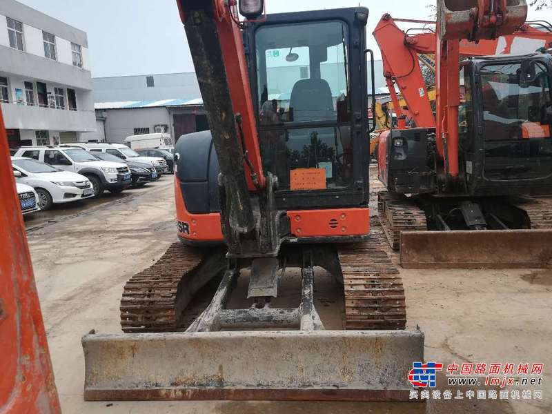 陕西出售转让二手300小时2017年日立ZX55USR挖掘机