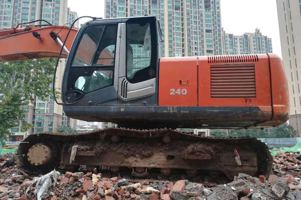 陕西出售转让二手10000小时2007年日立ZX200挖掘机