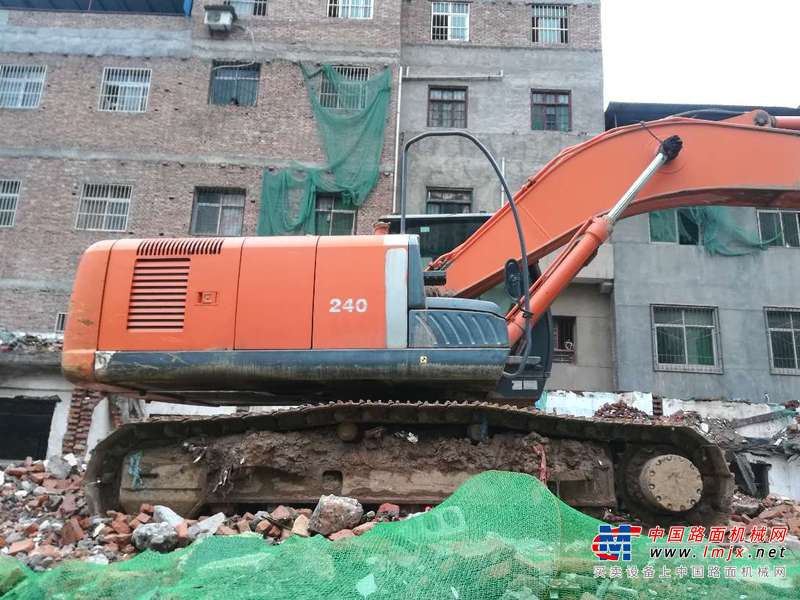 陕西出售转让二手10000小时2007年日立ZX200挖掘机