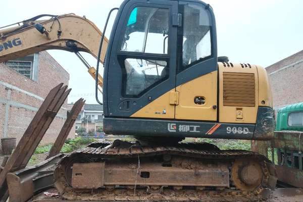 陕西出售转让二手4000小时2013年柳工CLG908D挖掘机