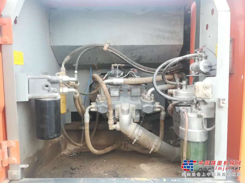陕西出售转让二手2800小时2010年日立ZX240挖掘机