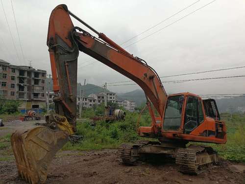 重庆出售转让二手5000小时2010年斗山DH225LC挖掘机