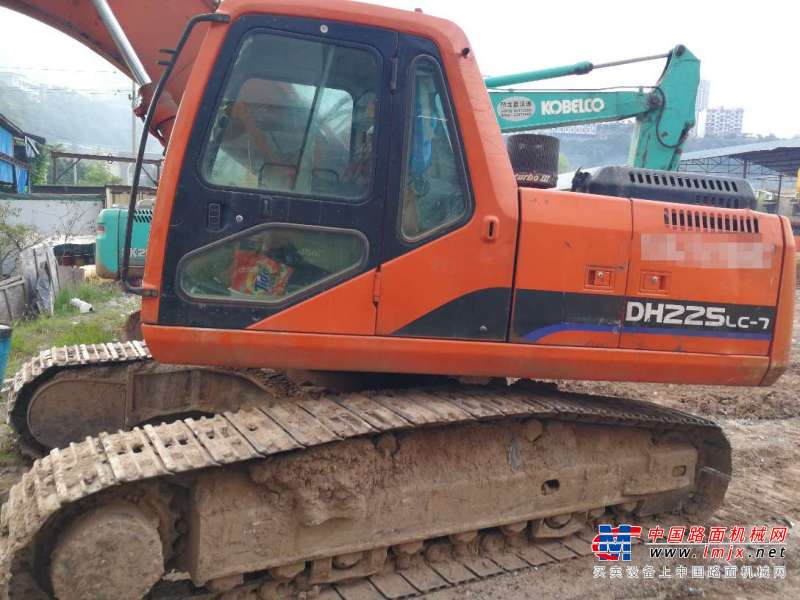 重庆出售转让二手20000小时2010年斗山DH225LC挖掘机