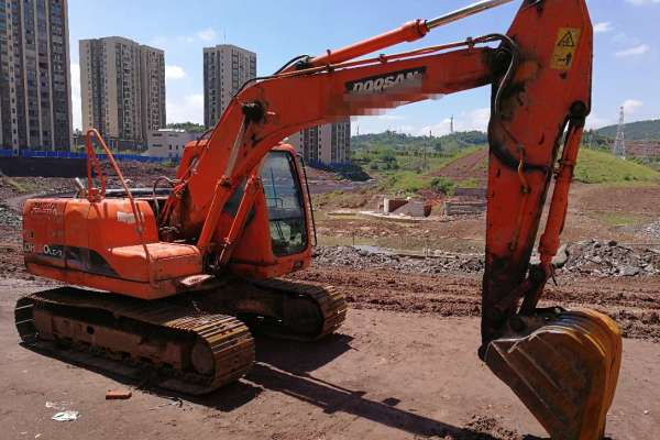 重庆出售转让二手9500小时2012年斗山DH150LC挖掘机