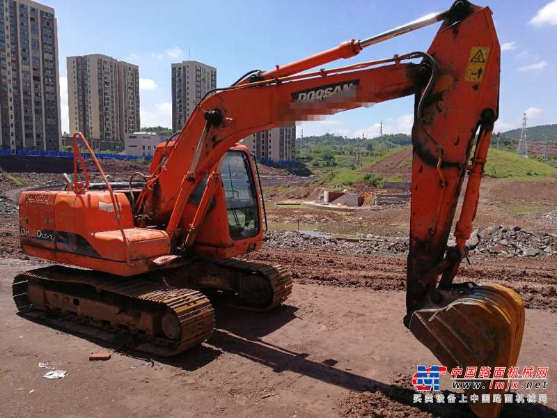 重庆出售转让二手9500小时2012年斗山DH150LC挖掘机