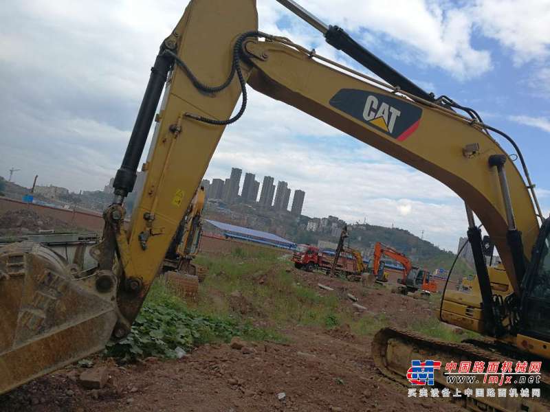 重庆出售转让二手9000小时2010年卡特彼勒320D挖掘机
