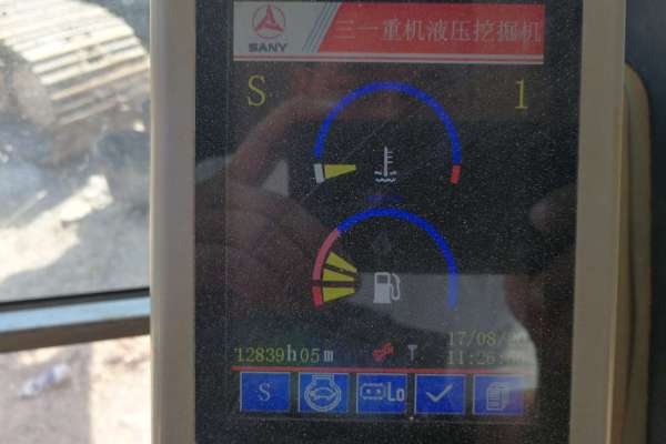 重庆出售转让二手12000小时2012年三一重工SY135挖掘机