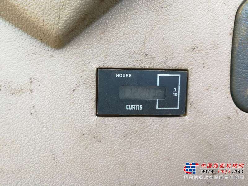 重庆出售转让二手10000小时2009年斗山DH225挖掘机