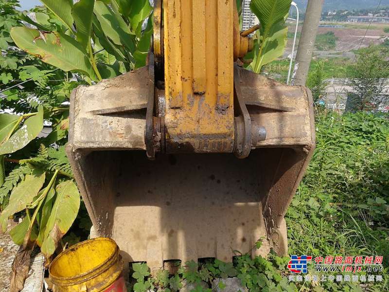 重庆出售转让二手5700小时2012年现代R150LC挖掘机