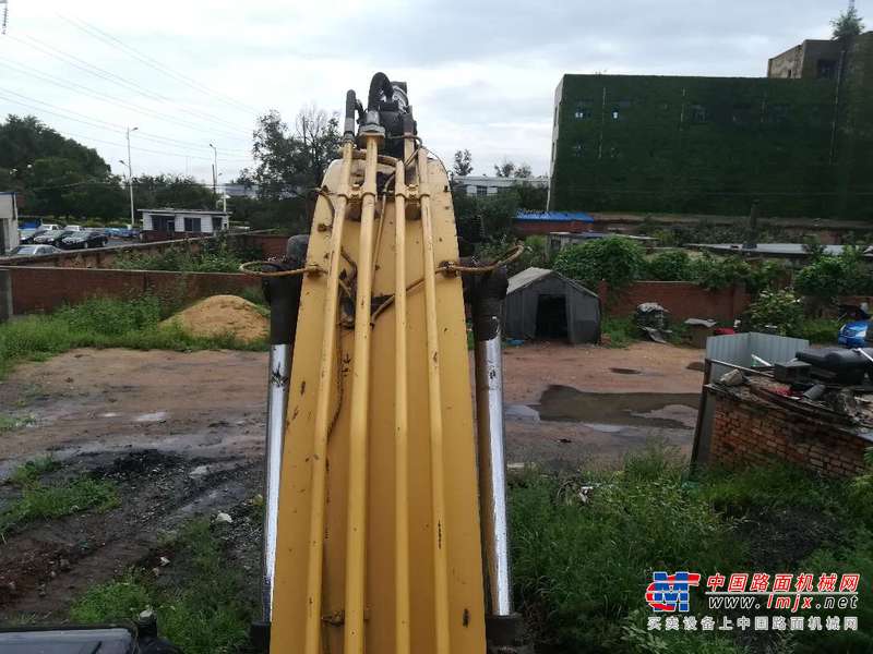 辽宁出售转让二手5000小时2010年卡特彼勒323D挖掘机
