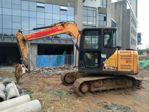 山东出售转让二手2000小时2013年三一重工SY75C挖掘机