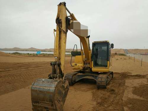 内蒙古出售转让二手7000小时2013年小松PC110挖掘机