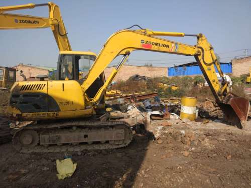 陕西出售转让二手3000小时2013年中联重科ZE85E挖掘机