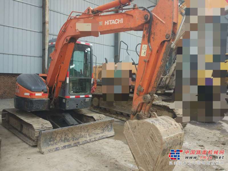 陕西出售转让二手8000小时2007年日立EX55UR挖掘机