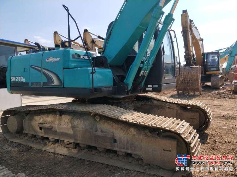 云南出售转让二手5846小时2014年神钢SK210LC挖掘机