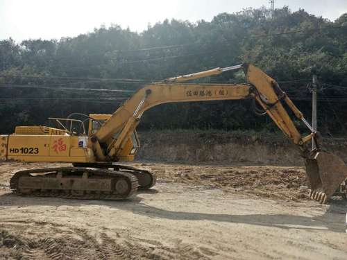 贵州出售转让二手16000小时2006年加藤HD900挖掘机