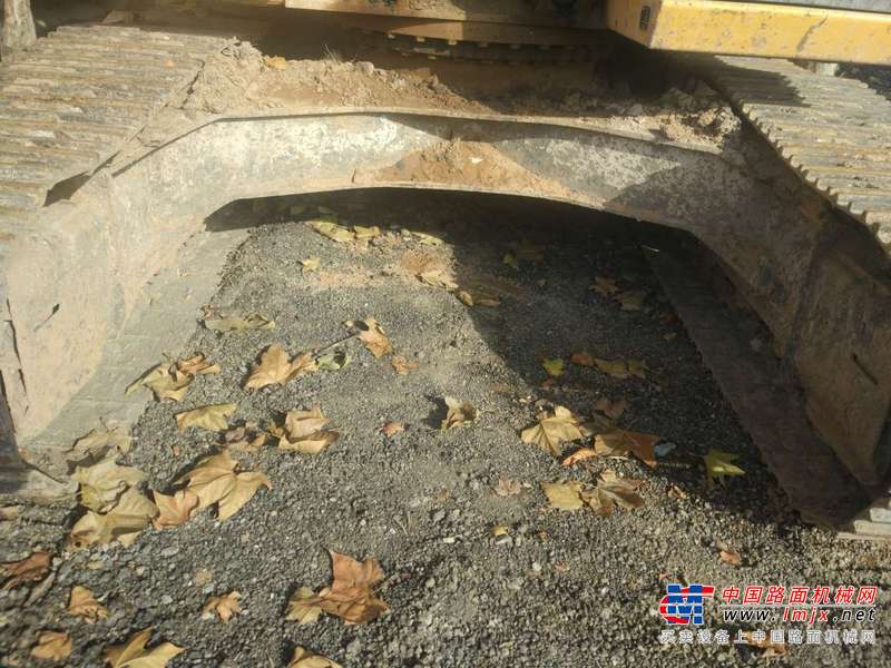 陕西出售转让二手6000小时2011年柳工CLG225C挖掘机