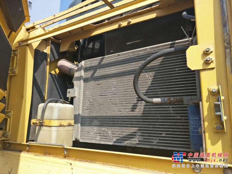 贵州出售转让二手12000小时2010年小松PC350挖掘机