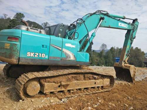 贵州出售转让二手7500小时2011年神钢SK210LC挖掘机
