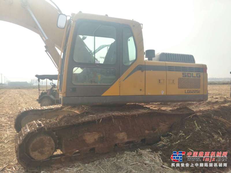 山东出售转让二手2500小时2015年临工LG6225E挖掘机