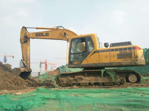 山东出售转让二手1600小时2015年临工LG6225E挖掘机