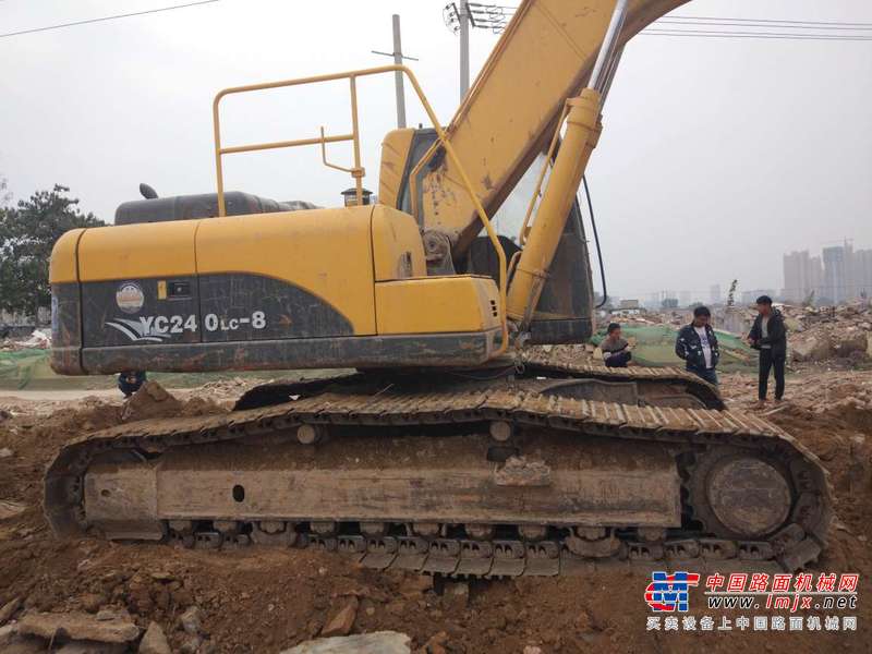 山东出售转让二手2600小时2011年玉柴YC240LC挖掘机