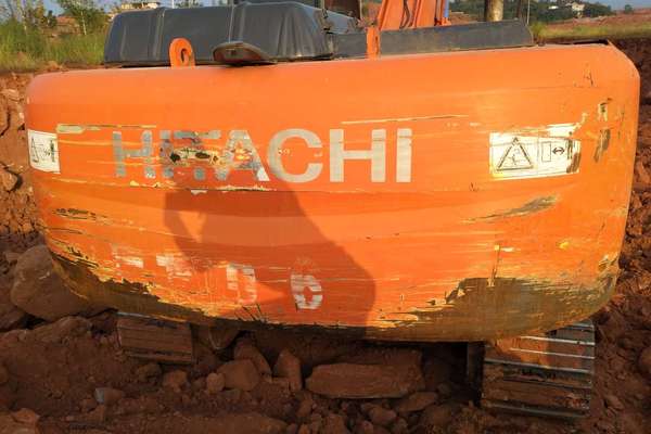 江西出售转让二手8600小时2010年日立ZX350挖掘机
