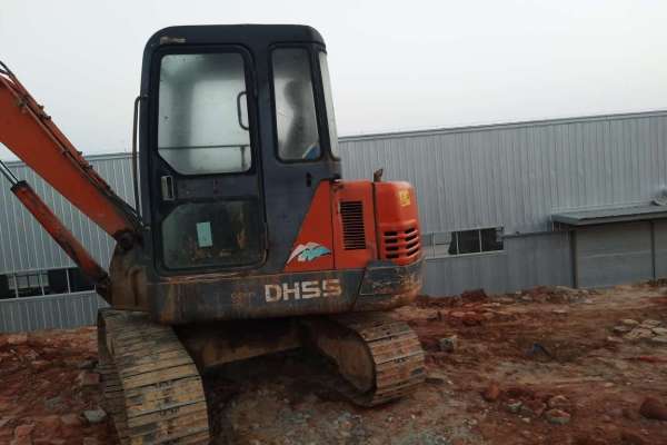 江西出售转让二手10000小时2008年斗山DH55挖掘机