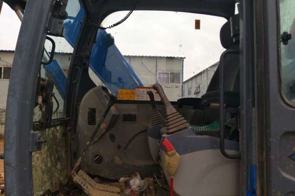 安徽出售转让二手6800小时2012年山重建机GC88挖掘机