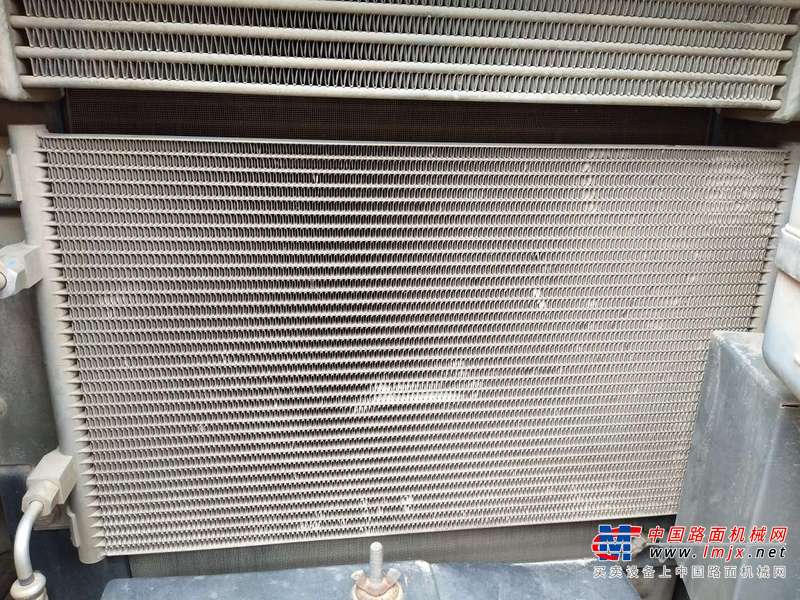 江西出售转让二手6500小时2013年日立ZX120挖掘机