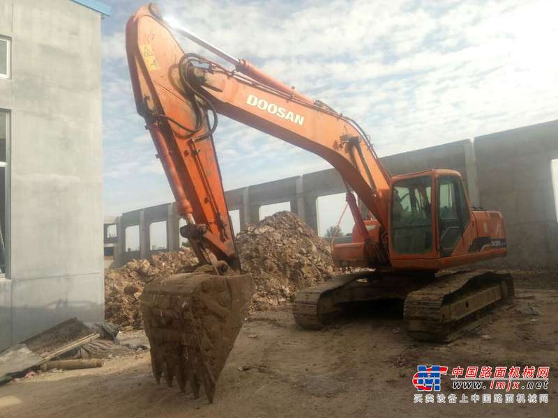 山东出售转让二手7100小时2009年斗山DH220LC挖掘机