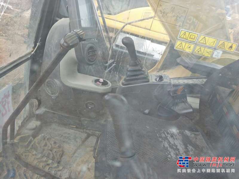 贵州出售转让二手5800小时2013年卡特彼勒329D挖掘机