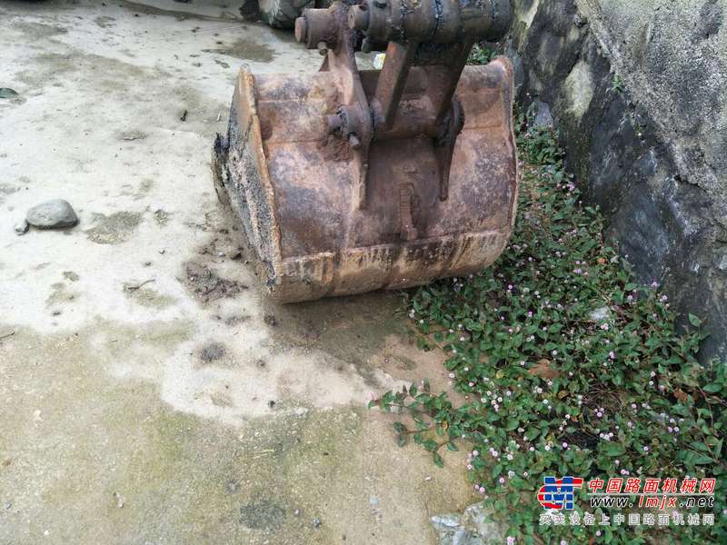 云南出售转让二手4500小时2011年新源机械轮挖65W挖掘机