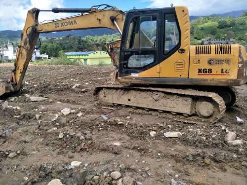 云南出售转让二手6000小时2010年厦工XG815挖掘机