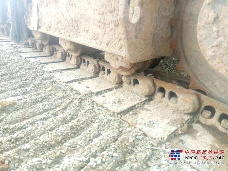 山东出售转让二手8000小时2010年竹内TB175C挖掘机