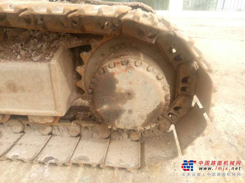 山东出售转让二手6000小时2013年海斗HW240挖掘机