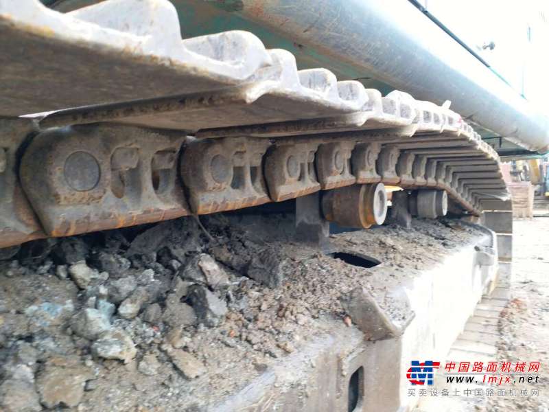 天津出售转让二手8000小时2010年神钢SK260LC挖掘机