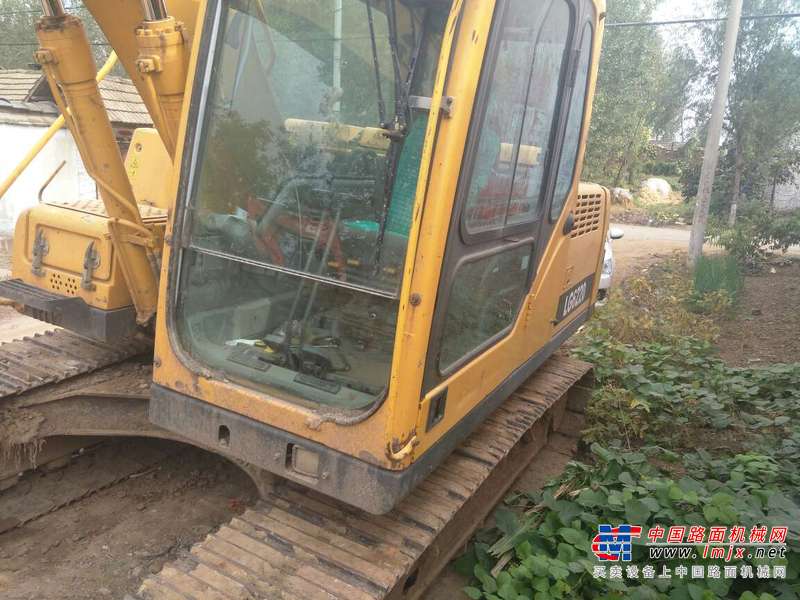 山东出售转让二手8000小时2011年临工LG6150挖掘机