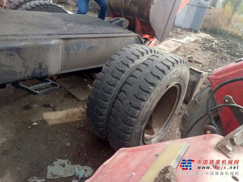 黑龙江出售转让二手5000小时2009年恒特重工轮挖HTL120A挖掘机