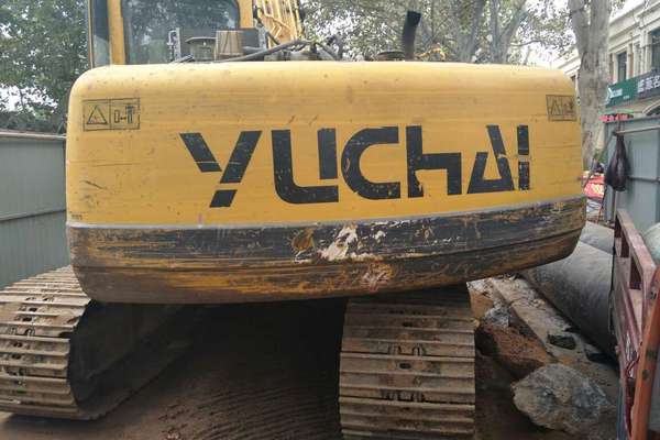 山东出售转让二手9000小时2010年玉柴YC135挖掘机