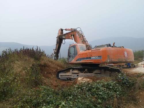 天津出售转让二手4000小时2012年斗山DH500LC挖掘机
