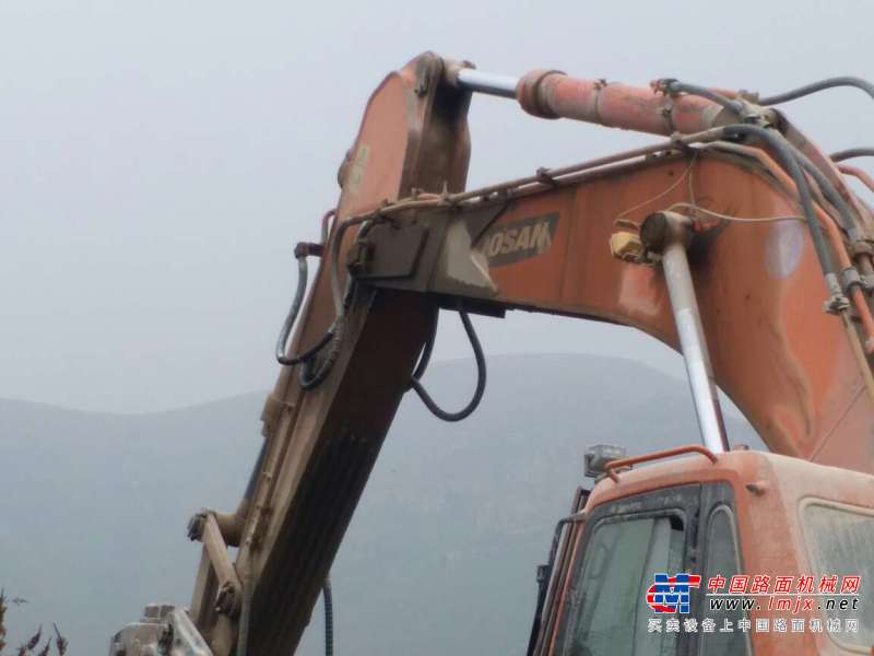 天津出售转让二手4000小时2012年斗山DH500LC挖掘机
