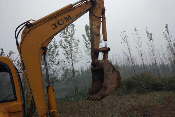 山东出售转让二手9600小时2010年山重建机JCM906D挖掘机