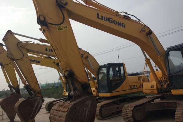 陕西出售转让二手5000小时2012年柳工CLG922D挖掘机